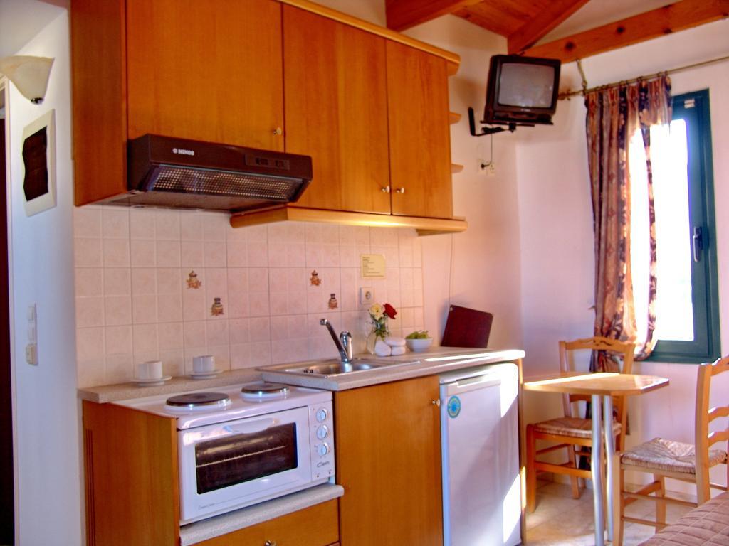 Irida Aparthotel Malia Ruang foto